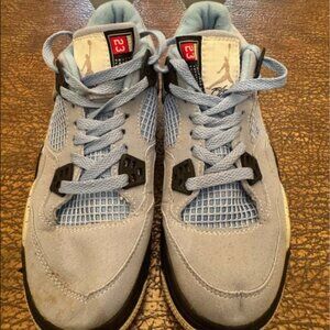 Boy's Jordan Retro 4 University Blue